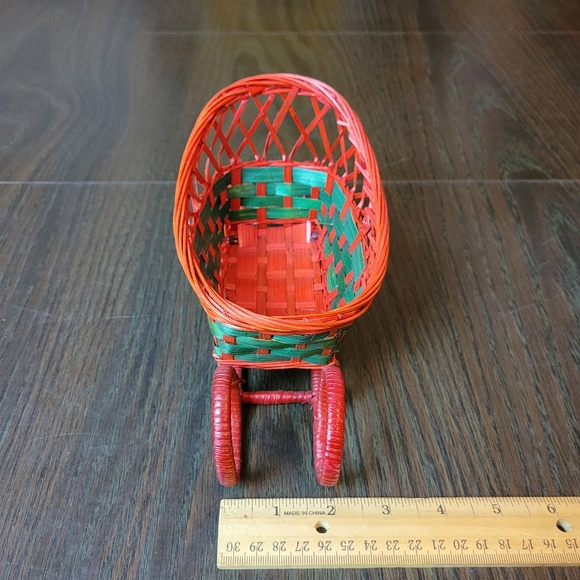 Vintage Reindeer ordament couple in a sleigh basket Holiday - Picture 13 of 16